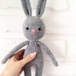 Crochet bunny amigurumi pattern