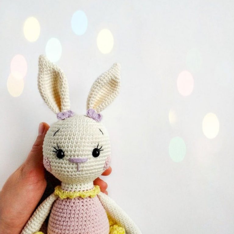 Sleeping bunny amigurumi free crochet pattern - Free Amigurumi Patterns