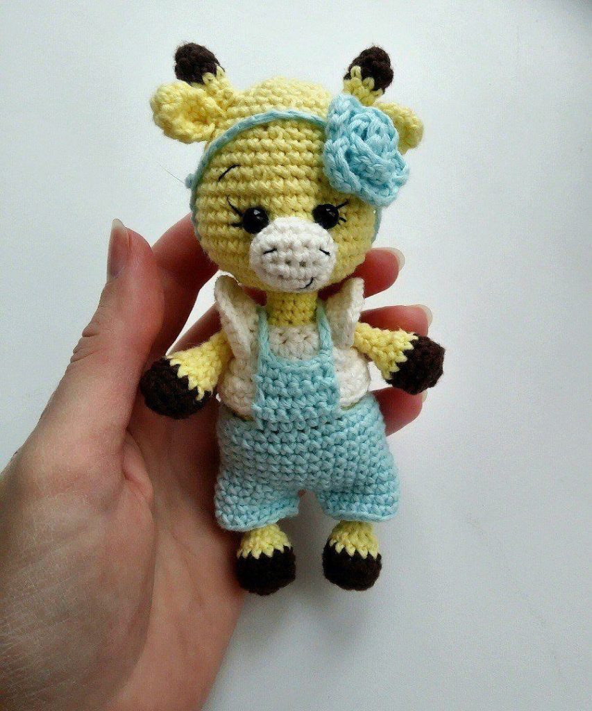 Amigurumi Cute Small Giraffe Free Pattern