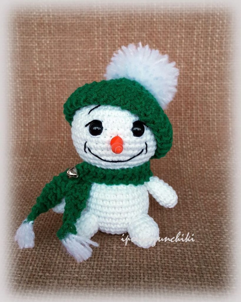 Amigurumi Lovely Snowman Free Pattern