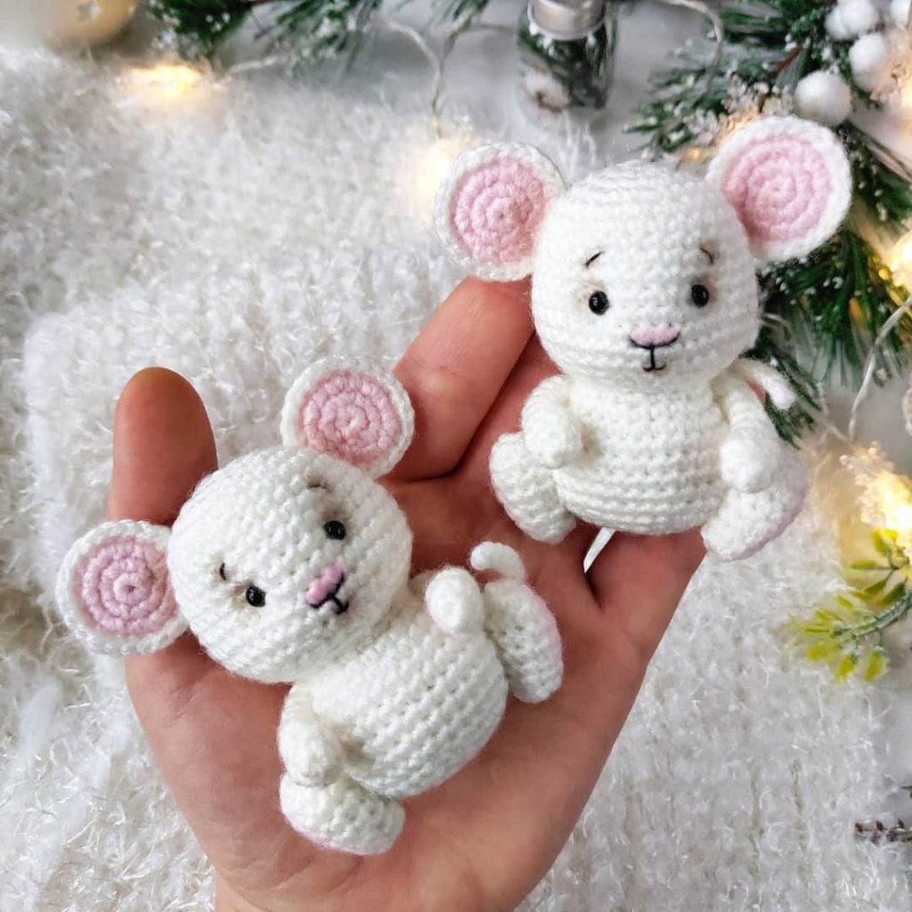 Amigurumi Sweet Baby Mouse Free Pattern