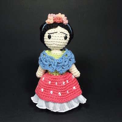 Amigurumin Doll Frida Kahlo Free Pattern - 2