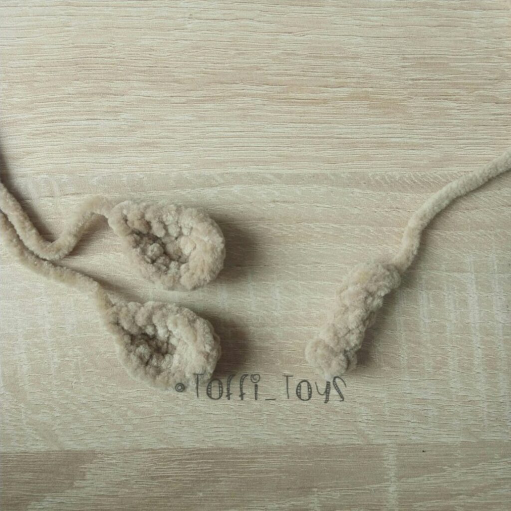 Crochet Dog Min