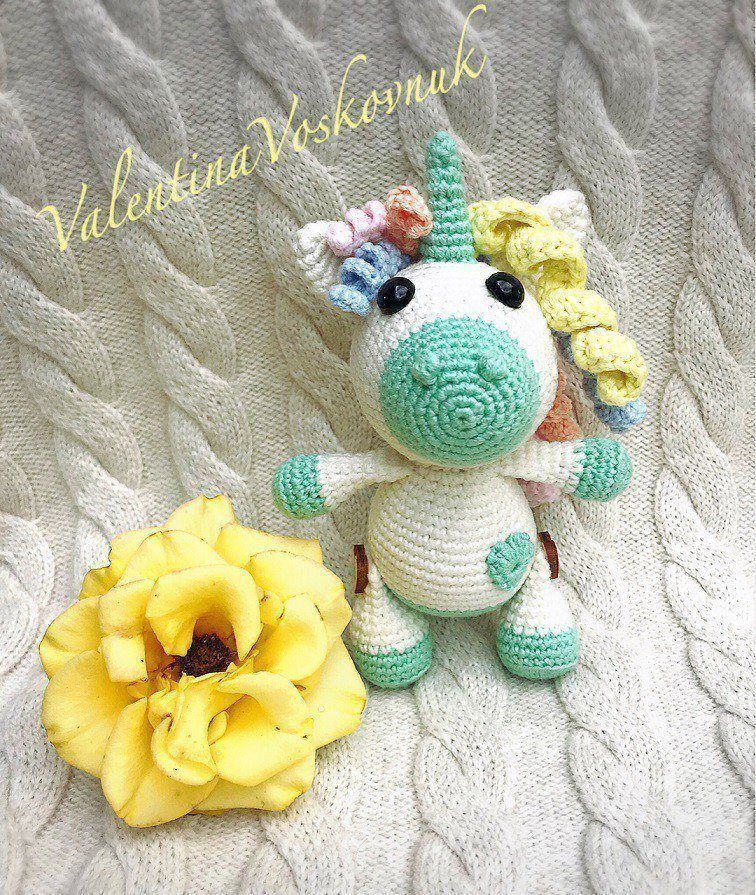 Crochet Unicorn Min
