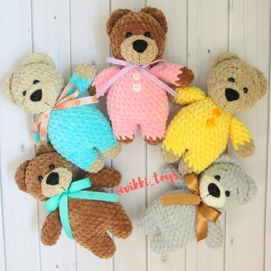 Amigurumi Teddy Bear in Pajamas Free Pattern – Free Amigurumi Patterns