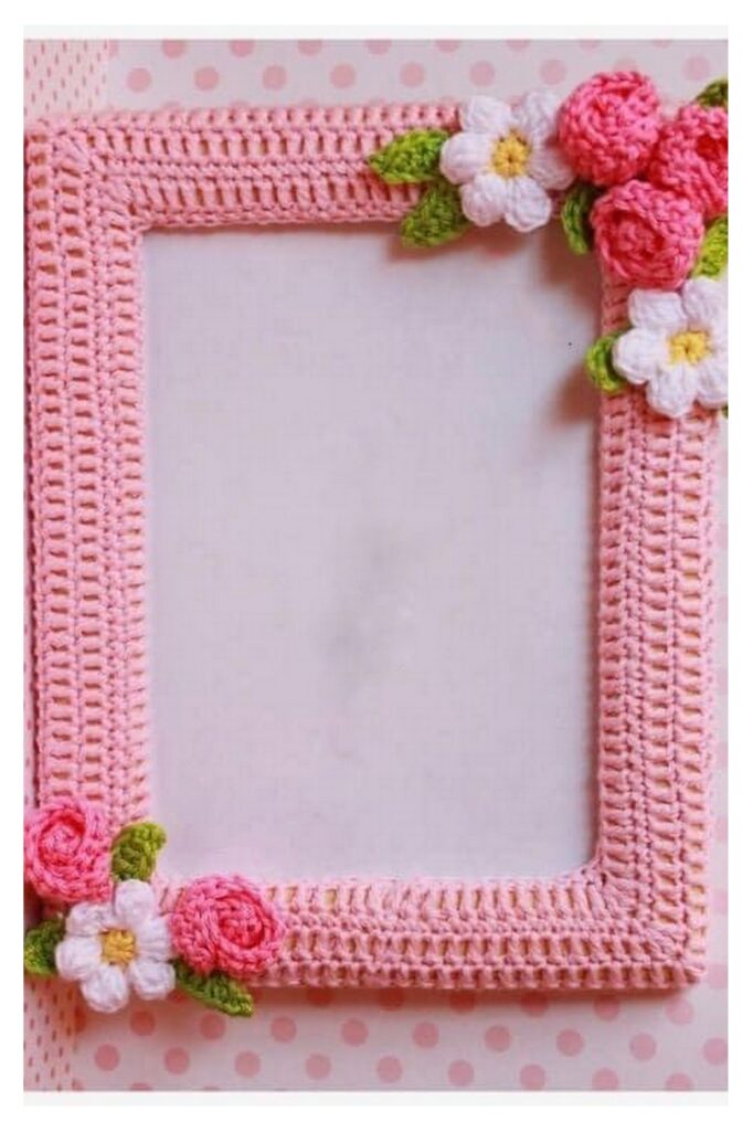 Crochet Picture Frame 1 Min