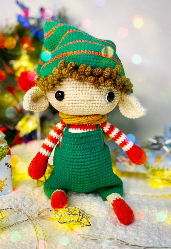 Amigurumi Christmas Elf Doll Free Pattern-1