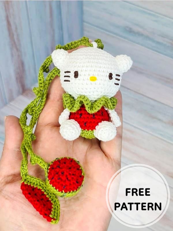 Amigurumi Hello Kitty Keychain Free Pattern-3