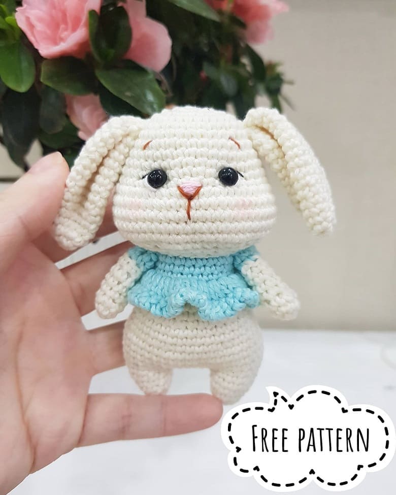 Amigurumi Bunny with Chubby Cheeks Free Pattern-1