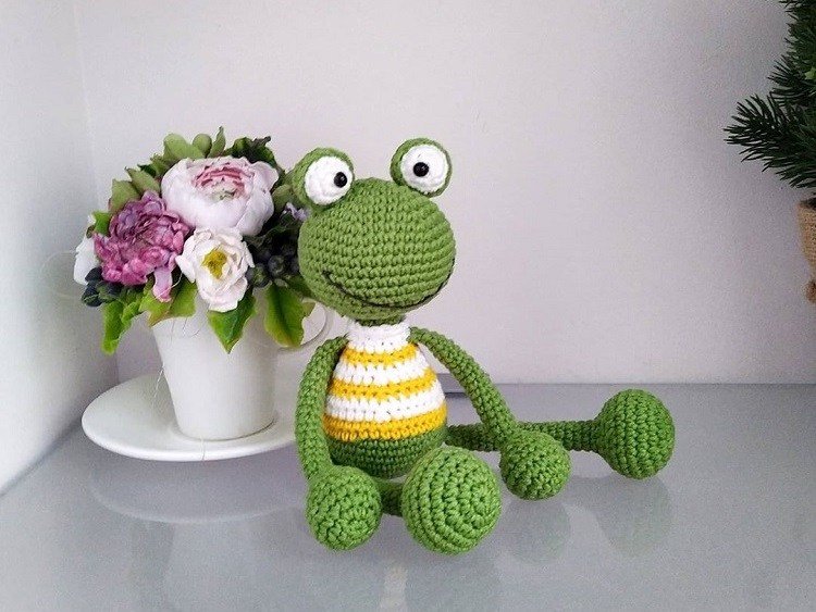 Amigurumi Crochet Frog Free Pattern-2