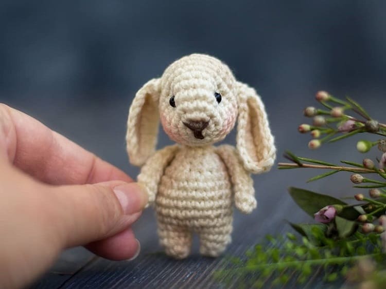 Amigurumi Mini Bunny Free Pattern-2