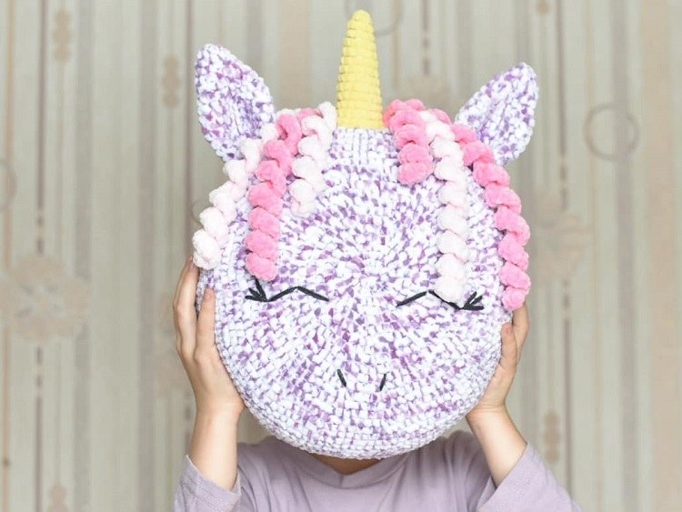 Amigurumi Unicorn Pillow Free Pattern-1