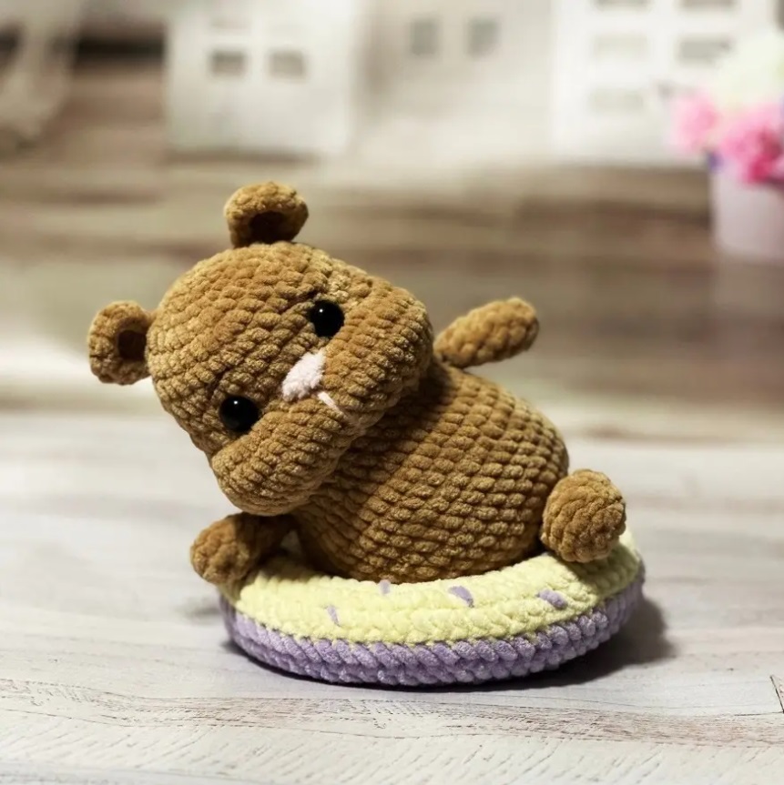 Amigurumi Hamster and Donut Free Pattern-1