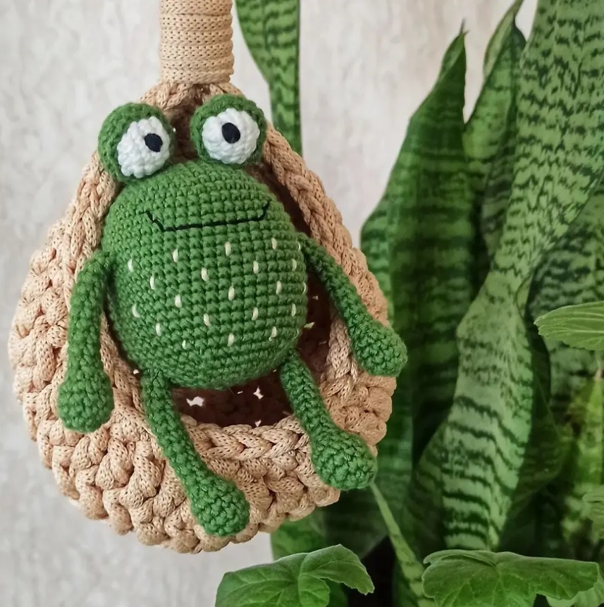 Amigurumi Little Frog Free Pattern-2