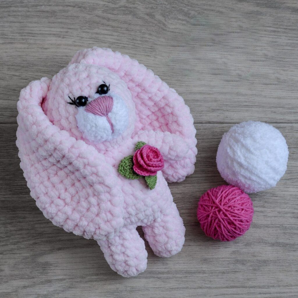 Amigurumi Plush Bunny with Rose Free Pattern-1