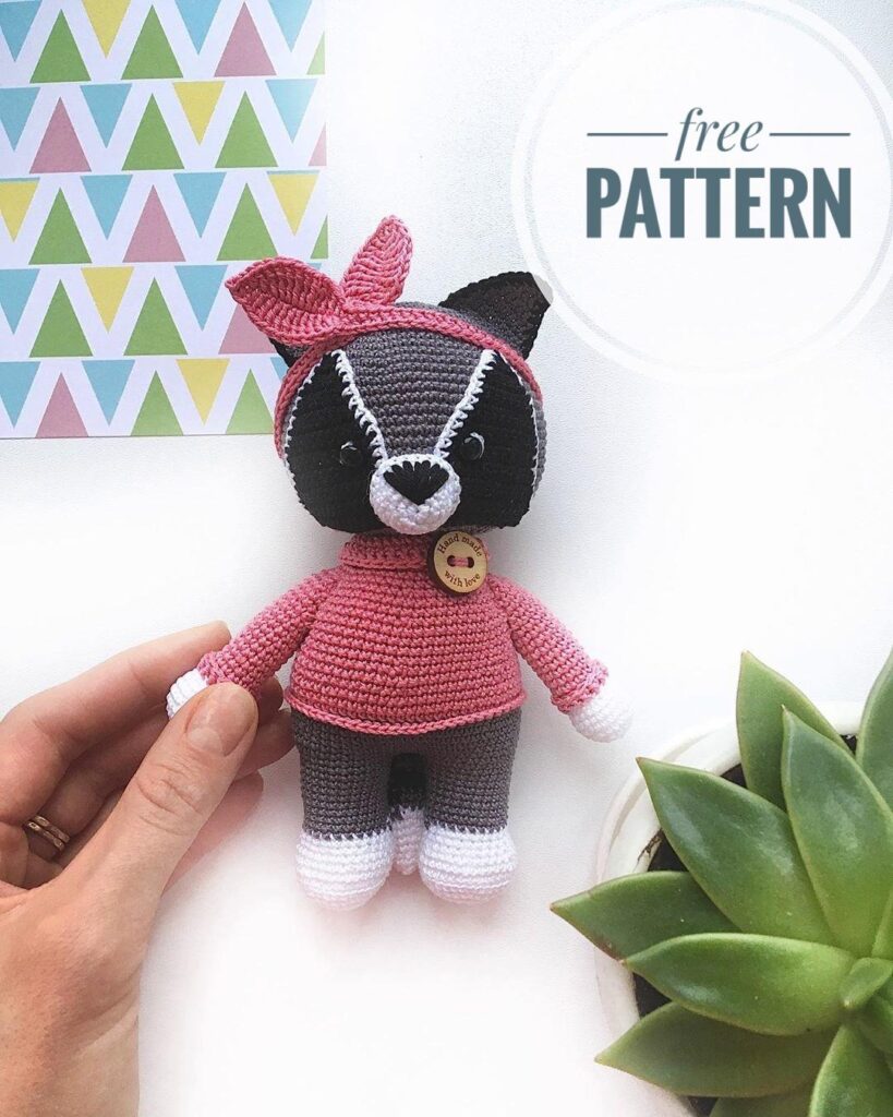 Amigurumi Raccoon Free Pattern-1