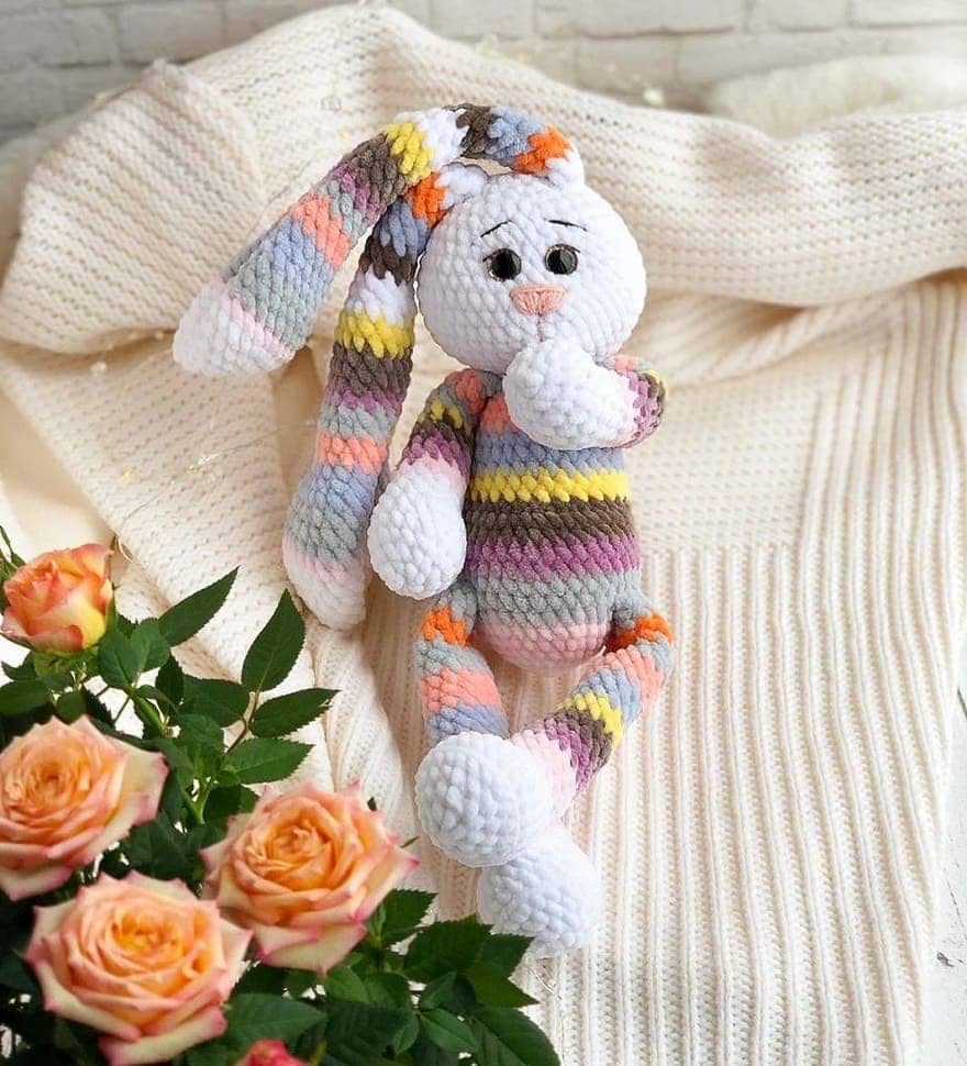 Amigurumi Rainbow Stripes Bunny Free Pattern-1