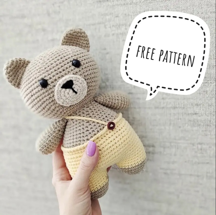 Amigurumi Teddy Bear in Pants Free Pattern-1