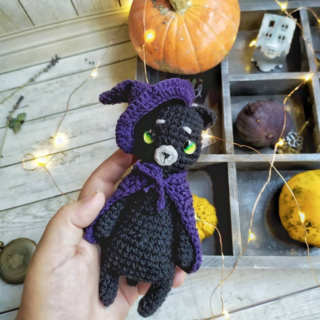 Amigurumi Halloween Black Cat Free Pattern-1