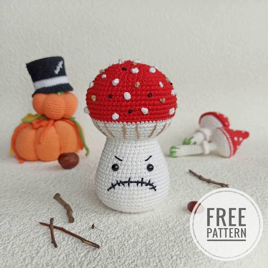 Amigurumi Halloween Fly Agaric Mushroom Free Pattern-1