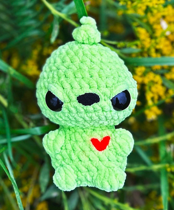 Amigurumi Meanie Greenie Halloween Free Pattern-1