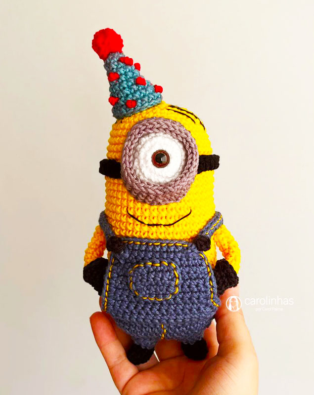 Amigurumi Christmas Cute Minion Free Pattern-1