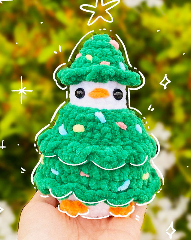 Amigurumi Quacking Christmas Tree Free Pattern-1