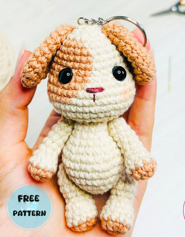 Amigurumi Dog Leo Keychain Free Pattern-1