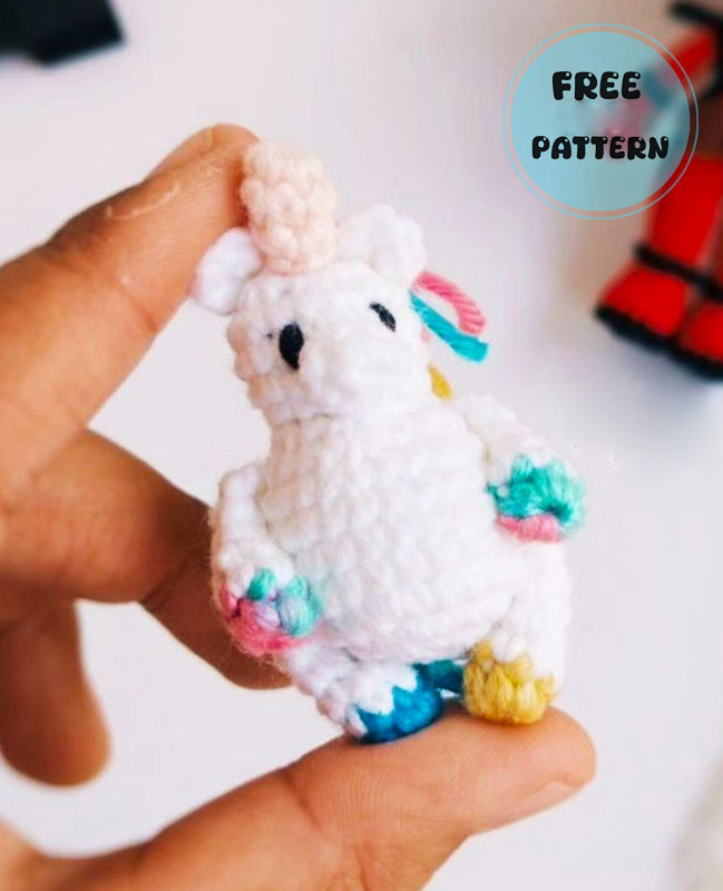 Amigurumi Little Unicorn Keychain Free Pattern-3