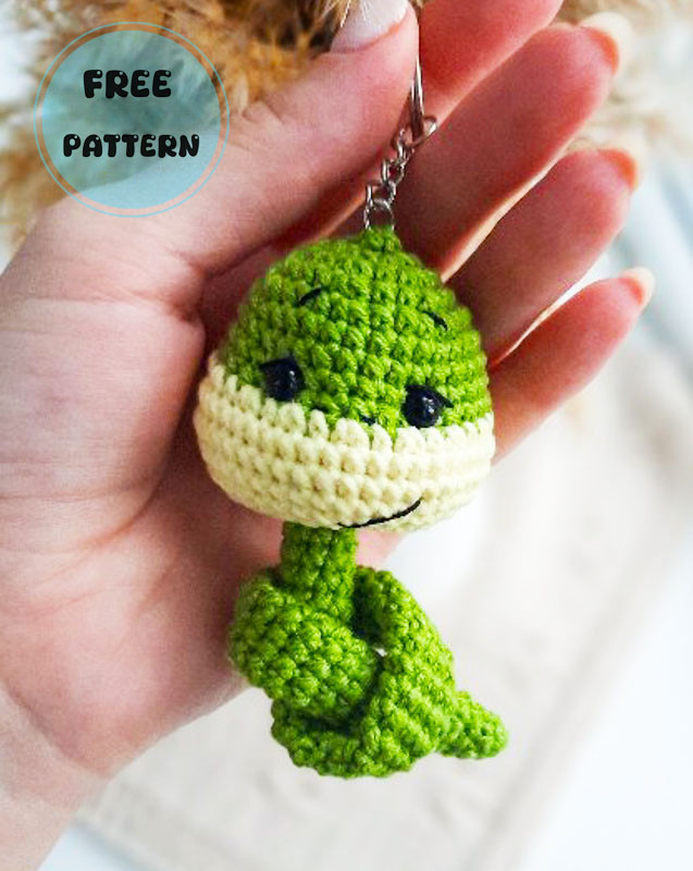 Amigurumi Snake Keychain Free Pattern-1