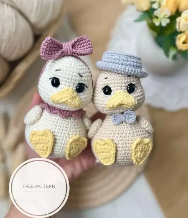 Amigurumi Cute Ducks Free Pattern-1
