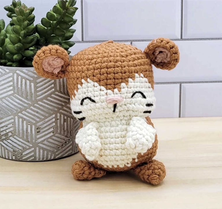 Amigurumi Crochet Little Hamster Free Pattern