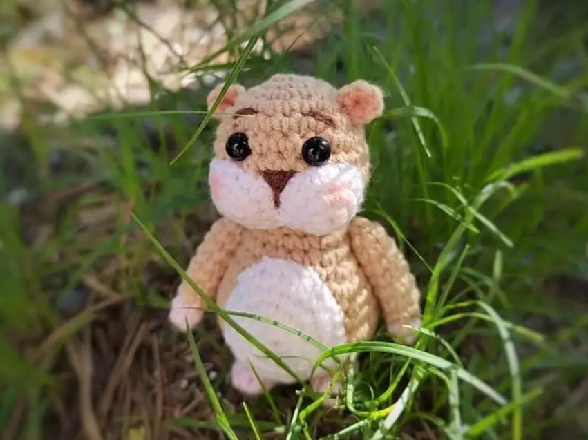 Amigurumi Crochet Little Hamster Free Pattern-2