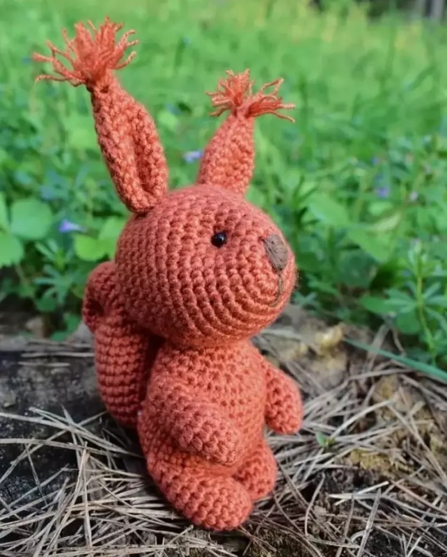 Amigurumi Crochet Little Squirrel Free Pattern-1