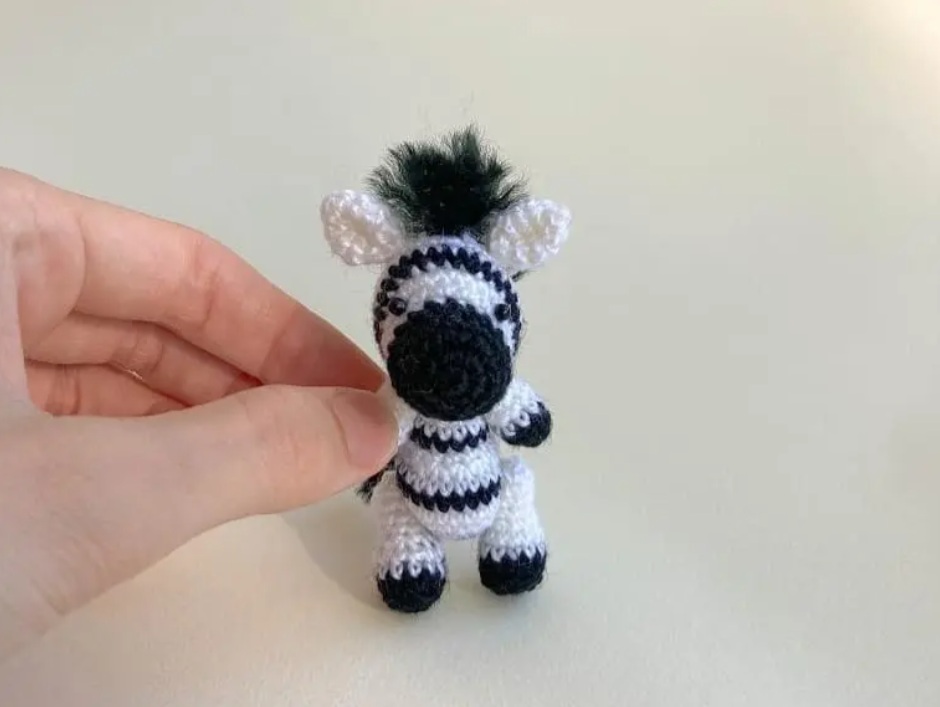 Amigurumi Crochet Mini Zebra Free Pattern-1