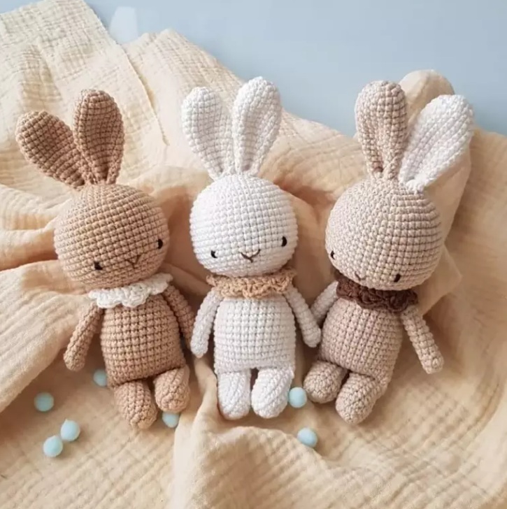 Amigurumi Crochet Sweet Bunny with Collar Free Pattern-1