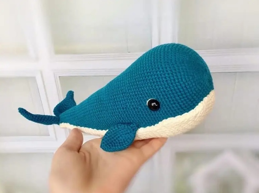 Amigurumi Crochet Whale Free Pattern-1