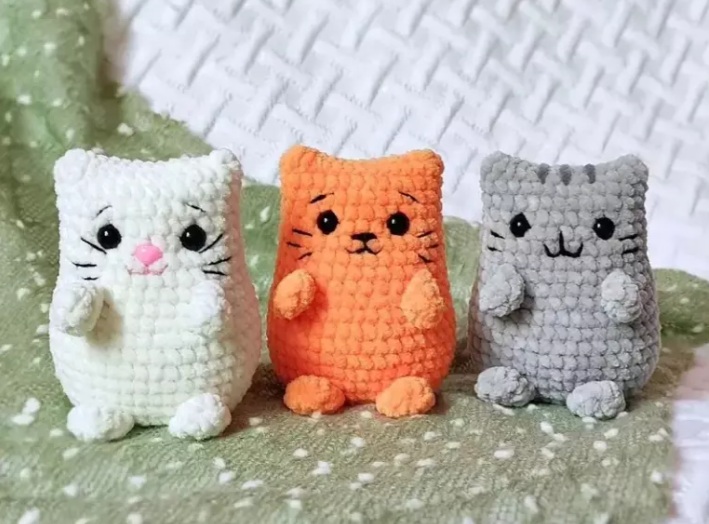 Amigurumi Crochet Plush Kitten Free Pattern-1