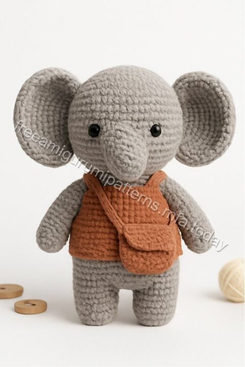 Amigurumi Elephant Free Pattern - elephant-q1p1.jpg