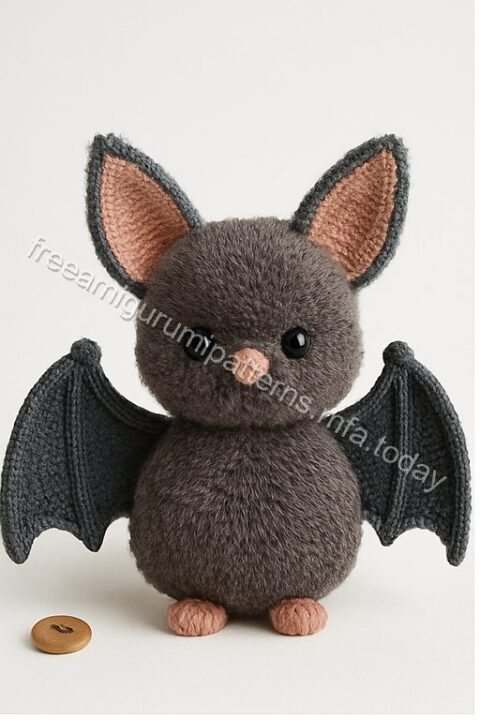 Amigurumi Fluffy Bat Free Pattern - bat-q1p1.jpg