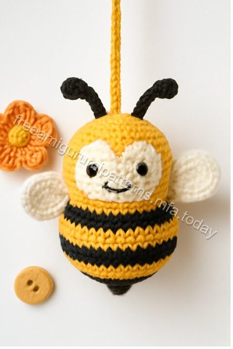 Amigurumi Hanging Bees Free Pattern - bee-q1p1.jpg