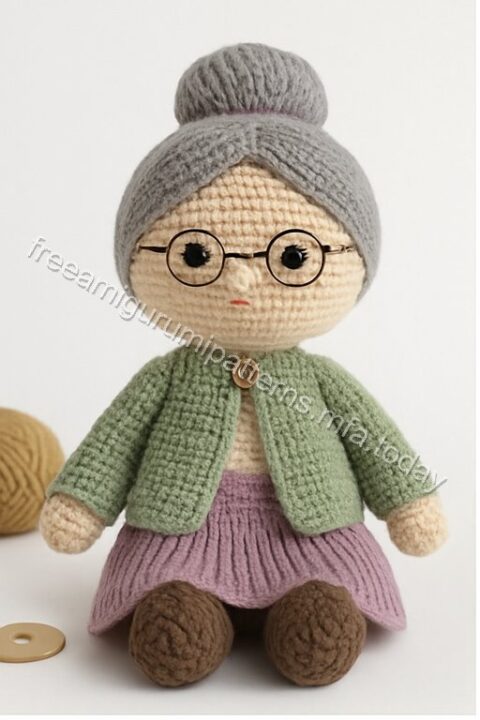 Amigurumi Eleanor Free Pattern - eleanor-q1p1.jpg